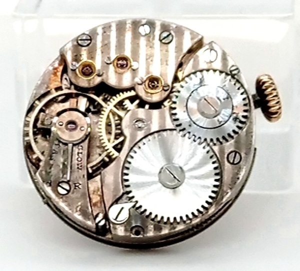Movado Art Deco Damenuhr Gold 585/- Handaufzug